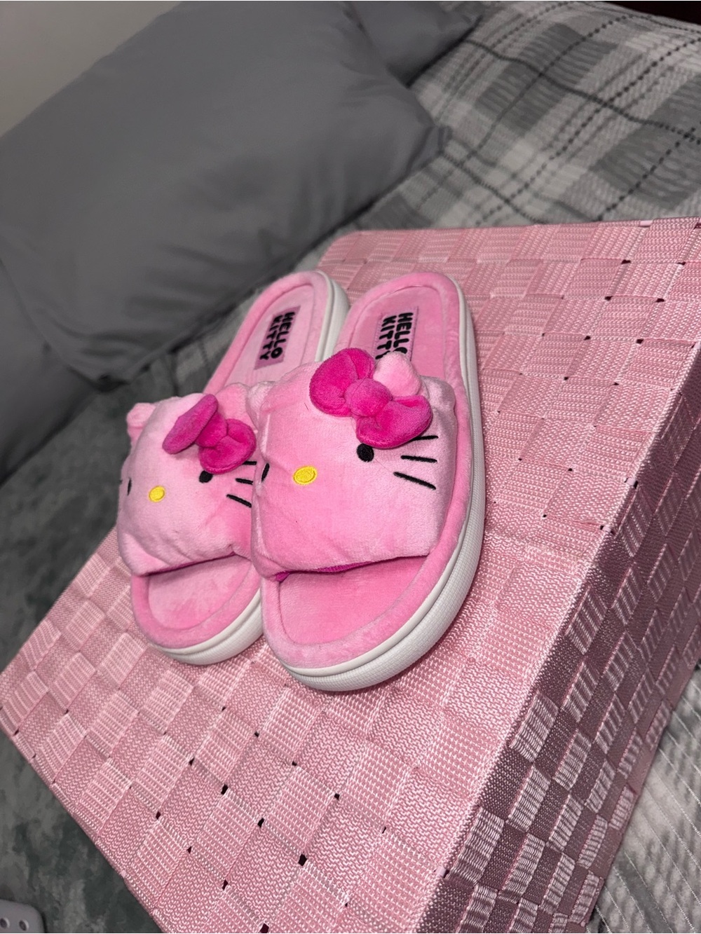 Pink Plush Kitty Slide Slippers for Women